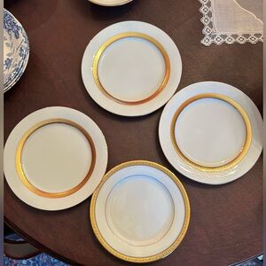 Set of 4 Gold and White Salad plates Fine China by Noritake Signature Gold 4276